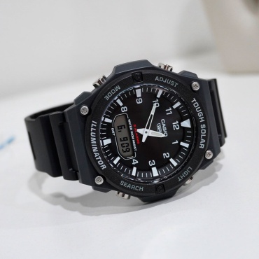 Кварцевые CASIO AQ-S820W-1AVDF пластик
