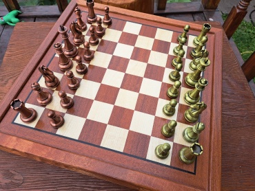 Шахматы сувенирные дерево 41x41 см