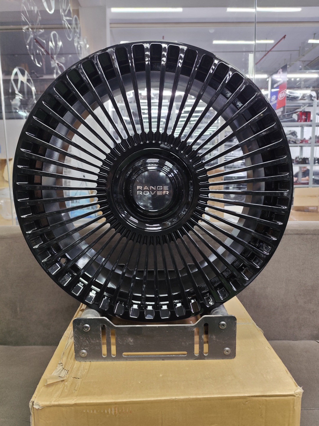 MODEL HJO401 SIZE 22X9.5 H/PCD 5X120 CB 40 COLOR. 72.56 9.5x22/5x120 D72.56 ET40 4 диска черный