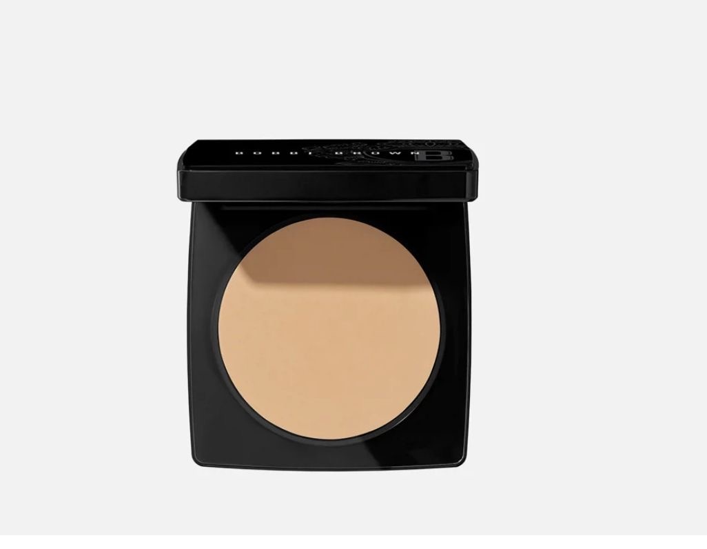 Пудра BOBBI BROWN Sheer Finish Pressed Powder сухая Soft Sand светло-бежевый