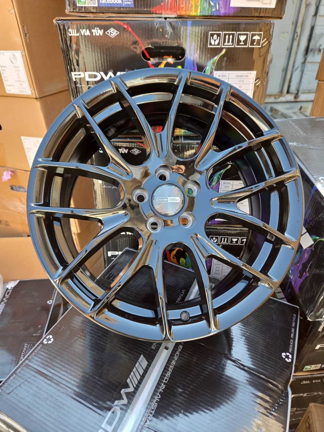 PDW 77777 7.5x17/5x100 D73.1 ET35 4 диска черный