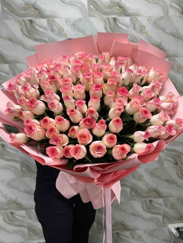 Flowers Center Astana букет с открыткой Сорт Джумелия роза 101 шт 75 см