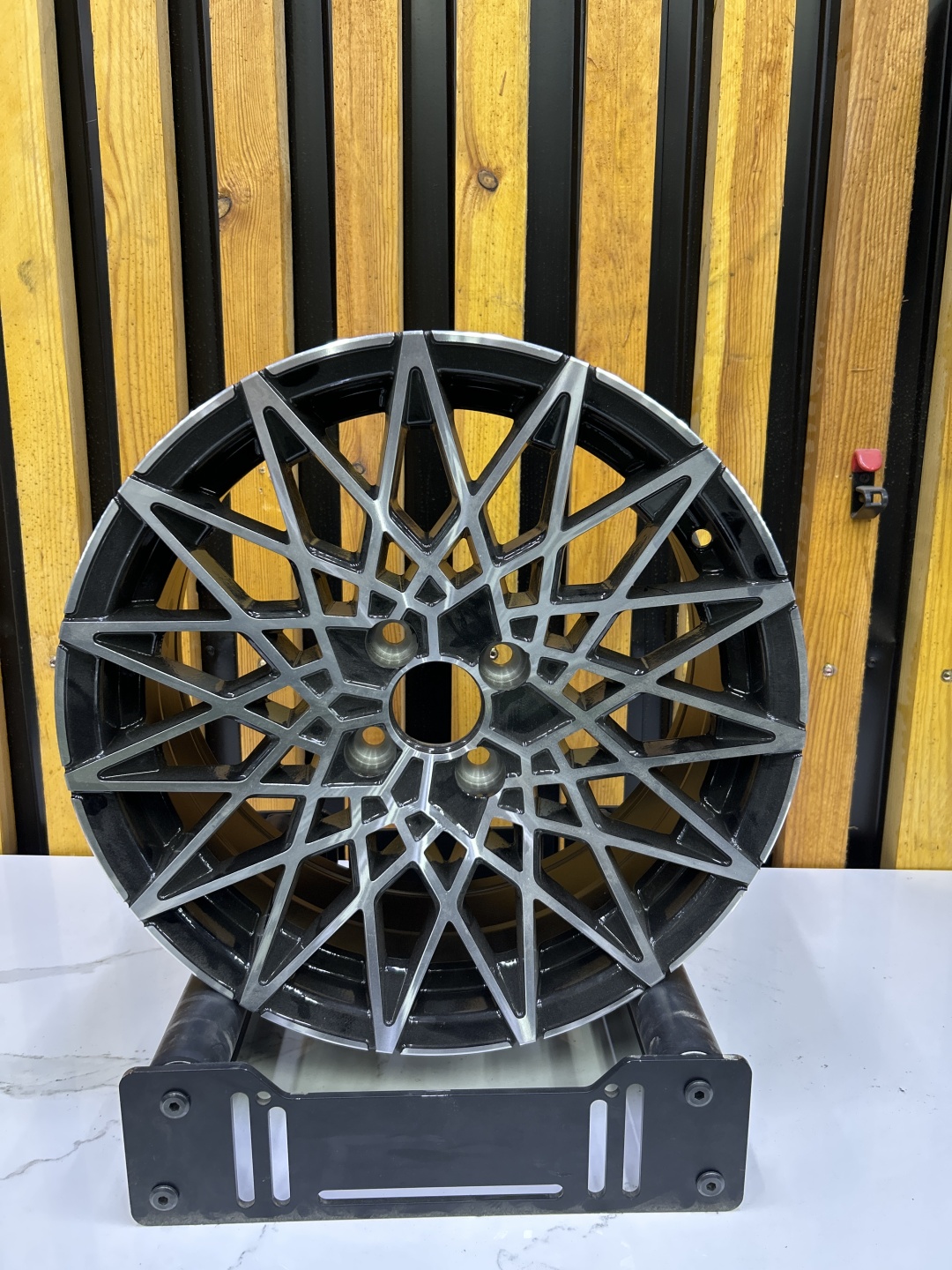 SSM Ssm81 7x16/4x100 D67.1 ET35 4 диска черный, серебристый