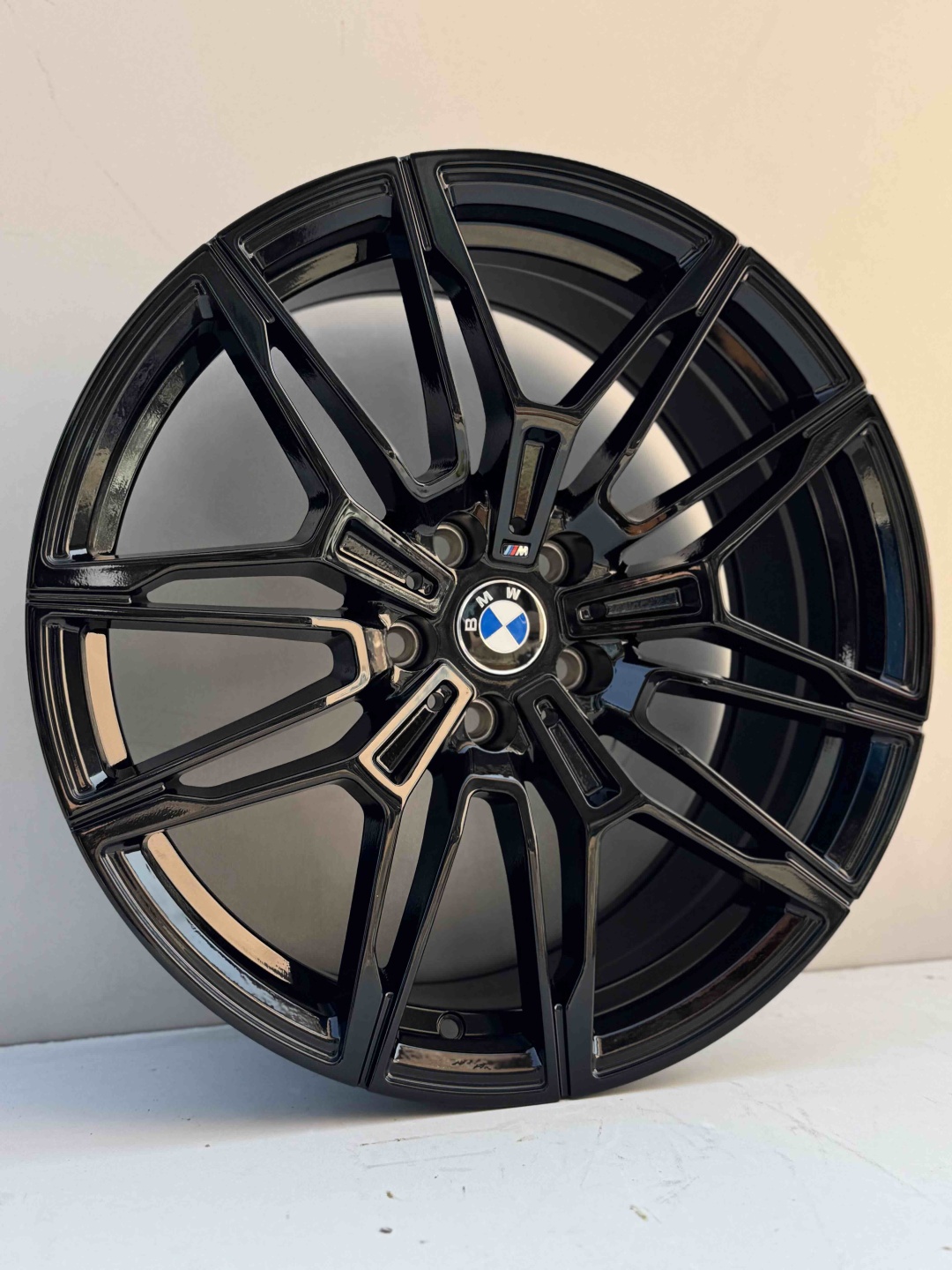 Top Grade bmw h3079ff 8/9x19/5x112 D66.5 ET25 4 диска черный