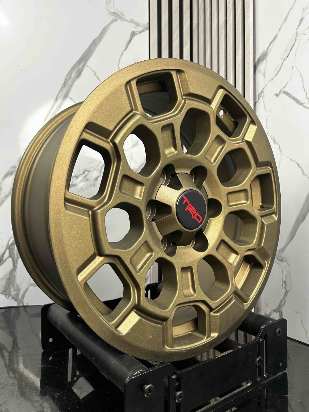 Top Grade EXPD1126 8x18/6x139.7 D95.1 ET35 4 диска бронзовый матовый