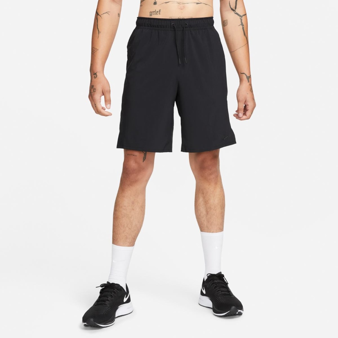 Спортивные шорты Nike черный