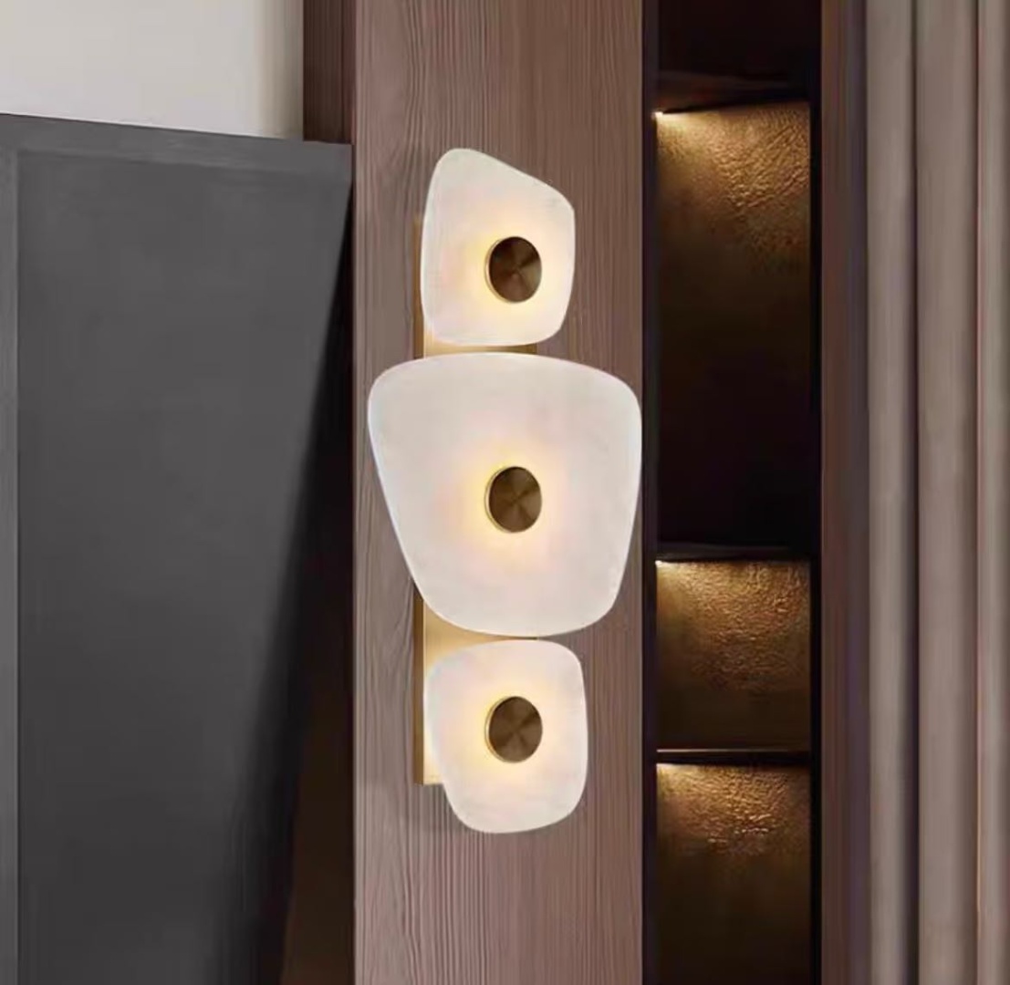 Бра настенный Werline LED, латунь
