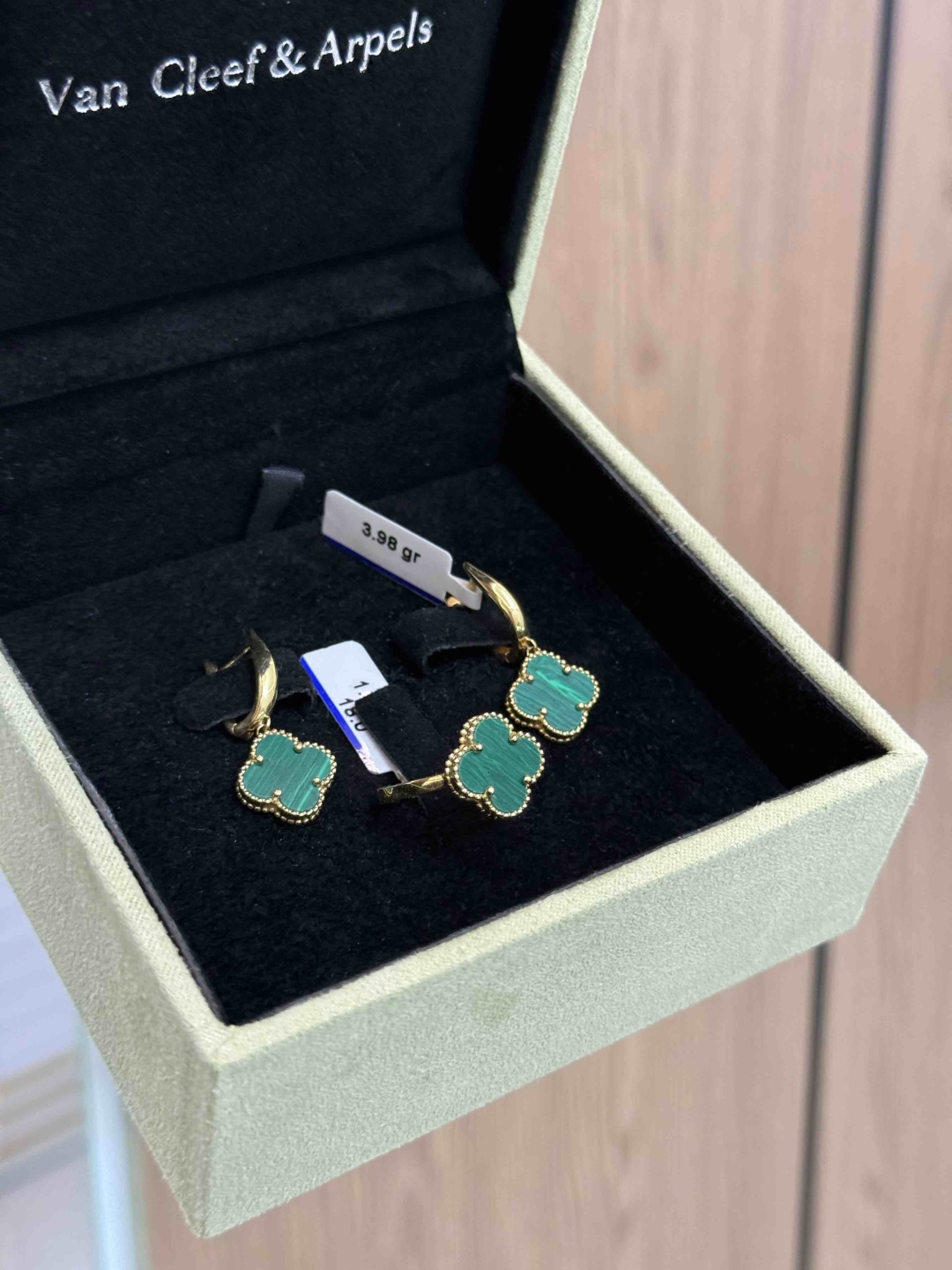 ZOLOTOTREND 477105830 вес 5.92 г золото, изумруд