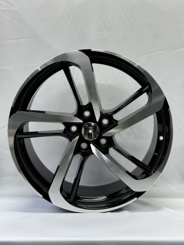 Top Grade 0021 8.5x19/5x114.3 D73.1 ET35 4 диска черный, серебристый