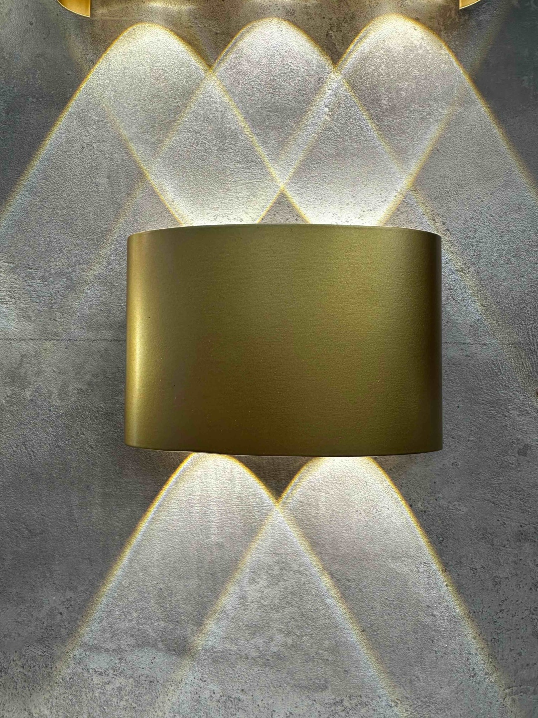 Бра настенный LED LED, золотистый