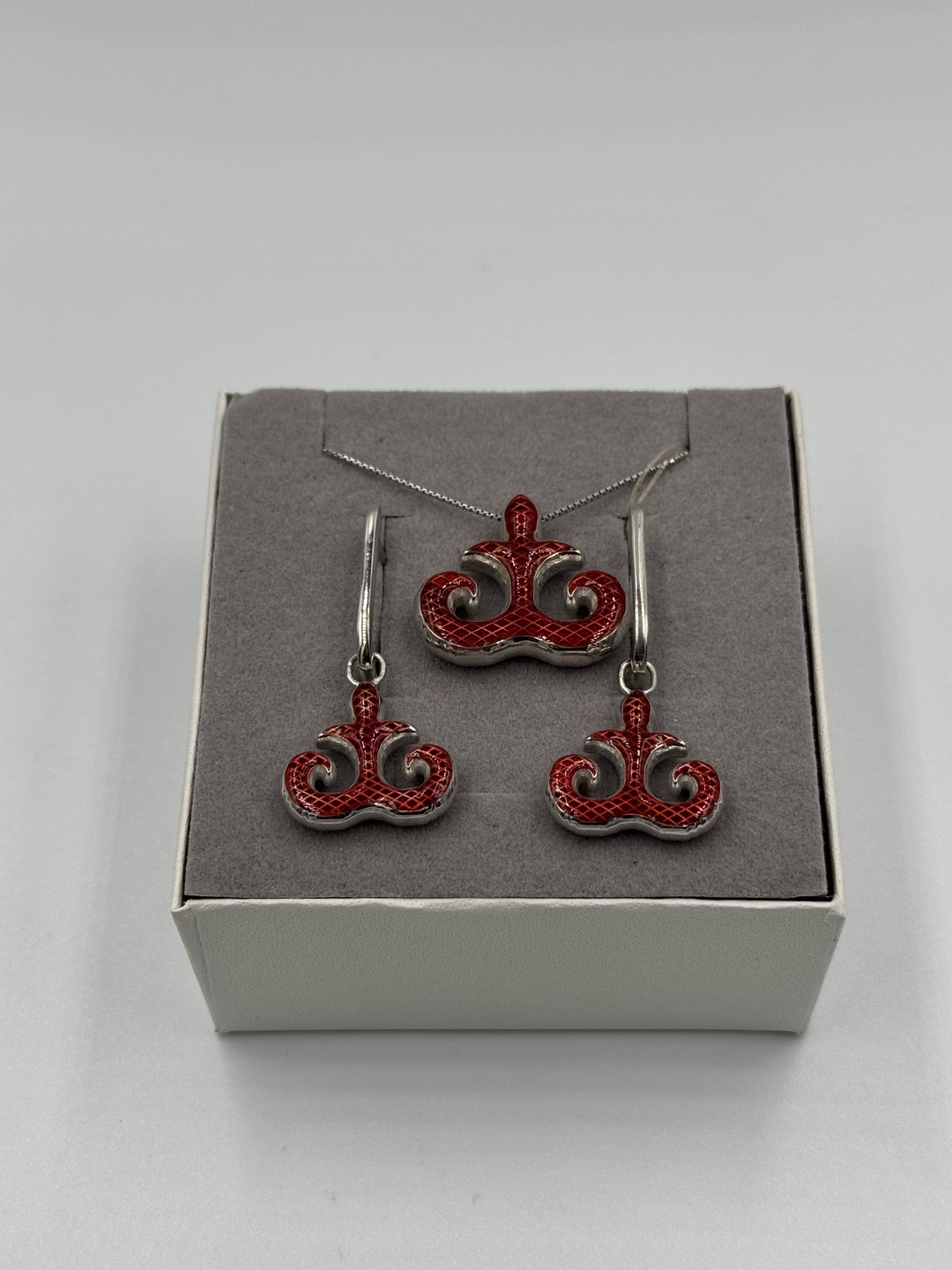 Balausa Jewelry 2000000639303 вес 12.81 г серебро, эмаль