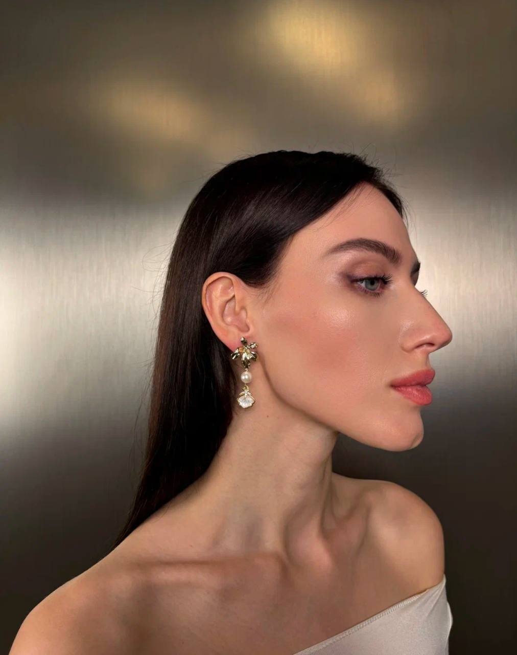 Серьги YANA BANCHSHIKOVA ювелирный сплав, жемчуг