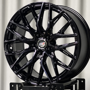 WHEELS WHEELS3836 8.5x18/5x114.3 D67.1 ET35 4 диска черный