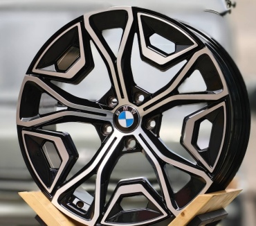 Top Grade t/g 918 стиль 8.5/9.5x20/5x112 D66.6 ET40 4 диска черный, серебристый
