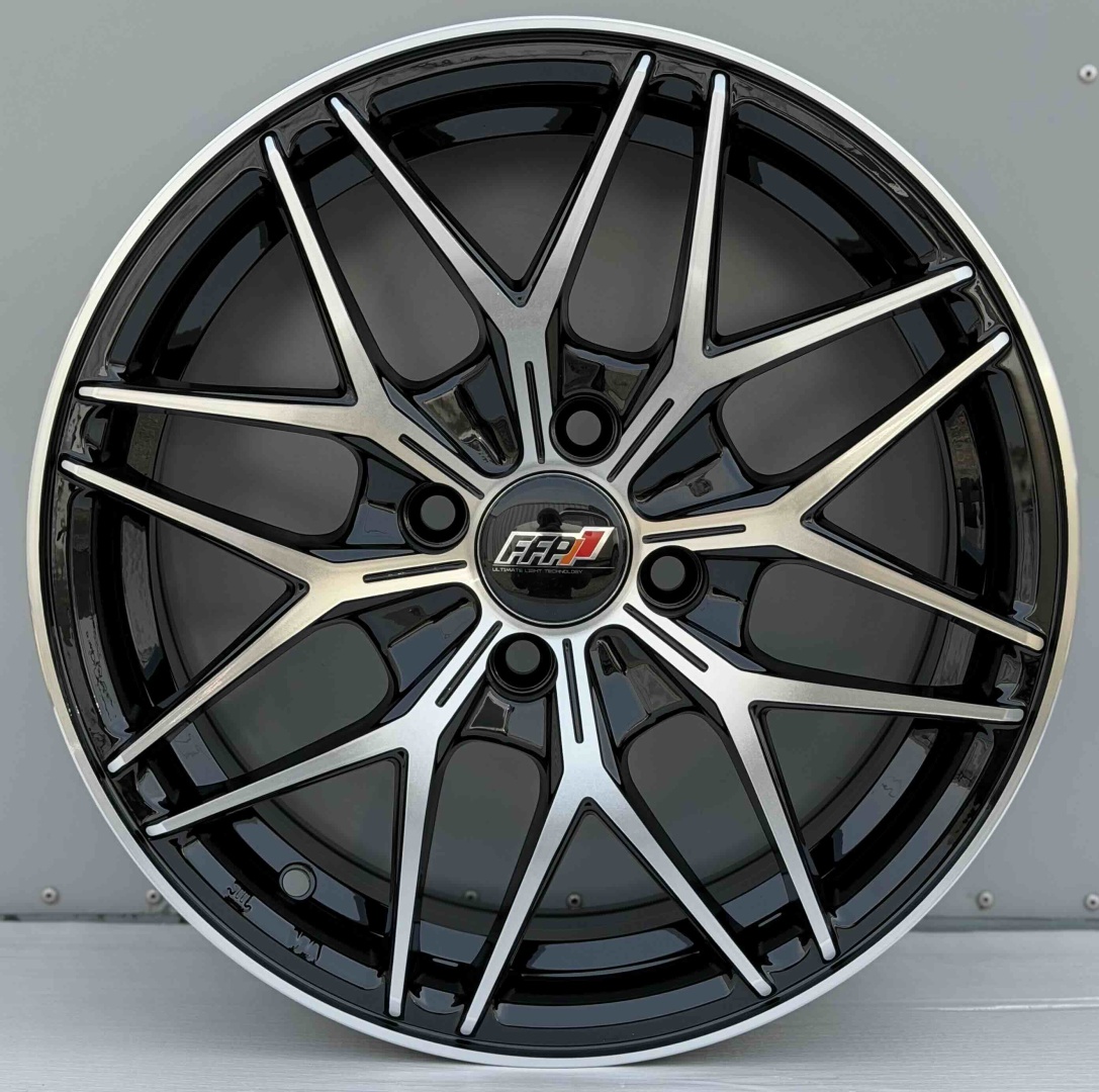 RNO 2814 6.5x15/4x100 D67.1 ET35 4 диска черный, серебристый