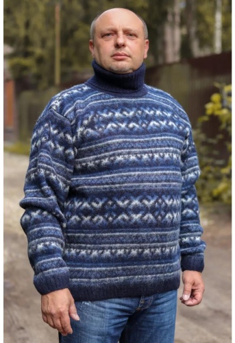 Свитер синий