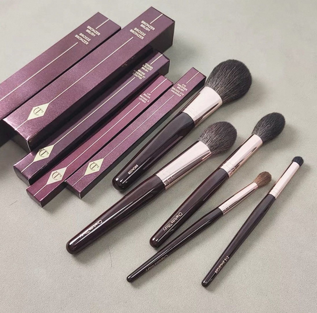 Charlotte Tilbury Набор кистей 8шт набор по уходу за лицом для женщин