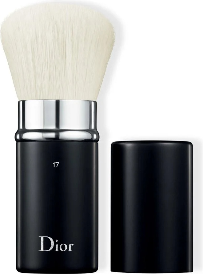 Dior Kabuki brush 17 1