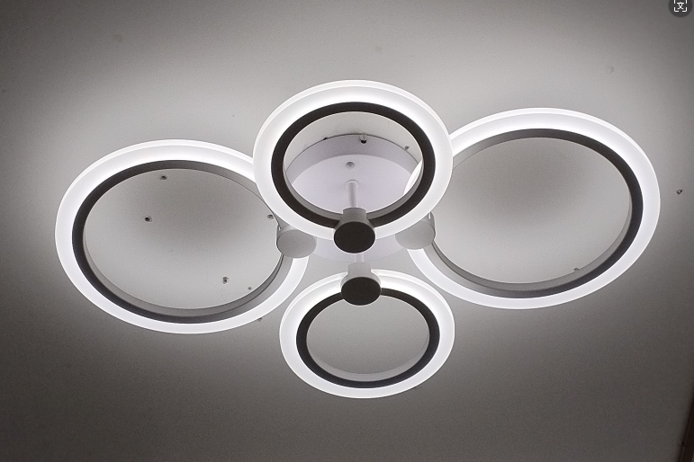 Люстра потолочная LED, кол-во ламп: 4 шт