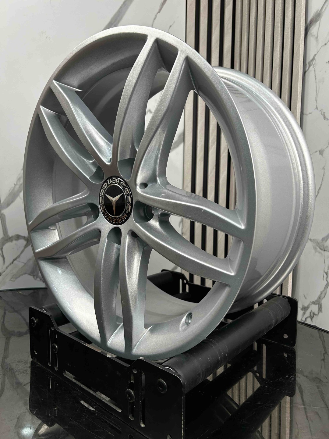 Top Grade EXPJT4040 7.5x17/5x112 D66.56 ET47 4 диска серебристый