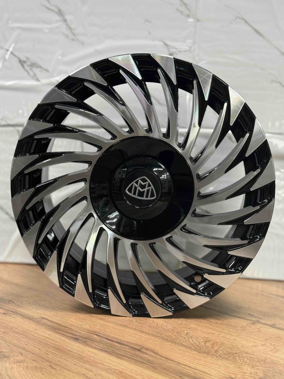 Top Grade 50113 6.5x15/4x100 D67.1 ET35 4 диска черный, серебристый