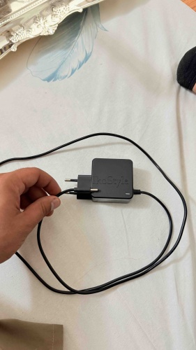 IkoStyle Rush-100 Apple 30-Pin 50 Вт черный