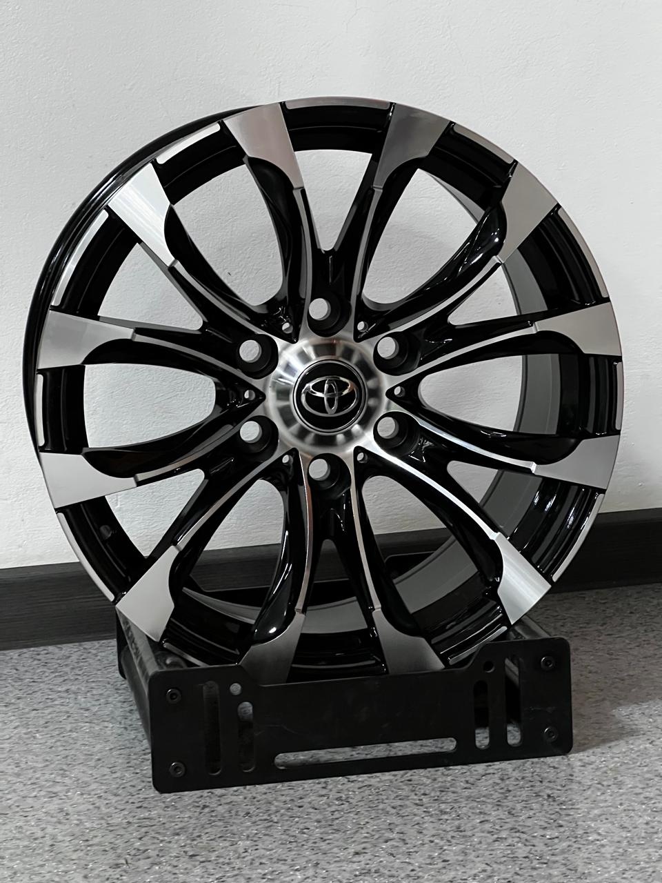 Replica 1055971885-03B4 8.5x18/6x139.7 D106.1 ET25 4 диска черный, серебристый