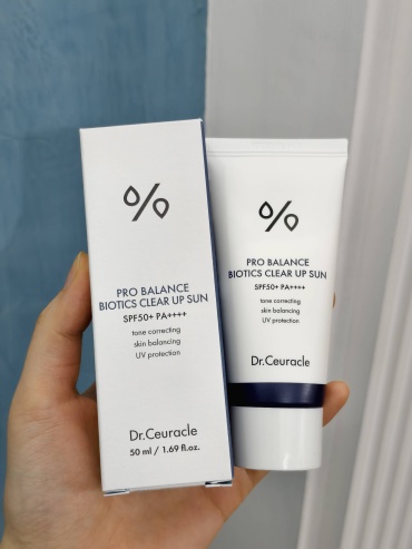 Dr.Ceuracle крем Dr.Ceuracle Pro Balance Biotics Clear Up Sun SPF50+ PA++++ для лица 50 мл