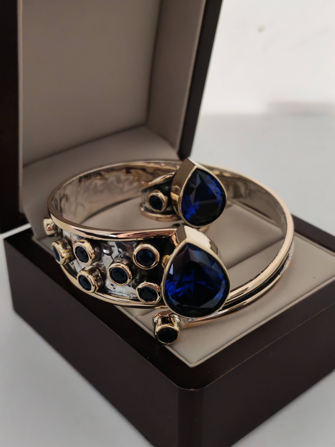ZG Brand 0133695U41 вес 41.9 г серебро, цирконий