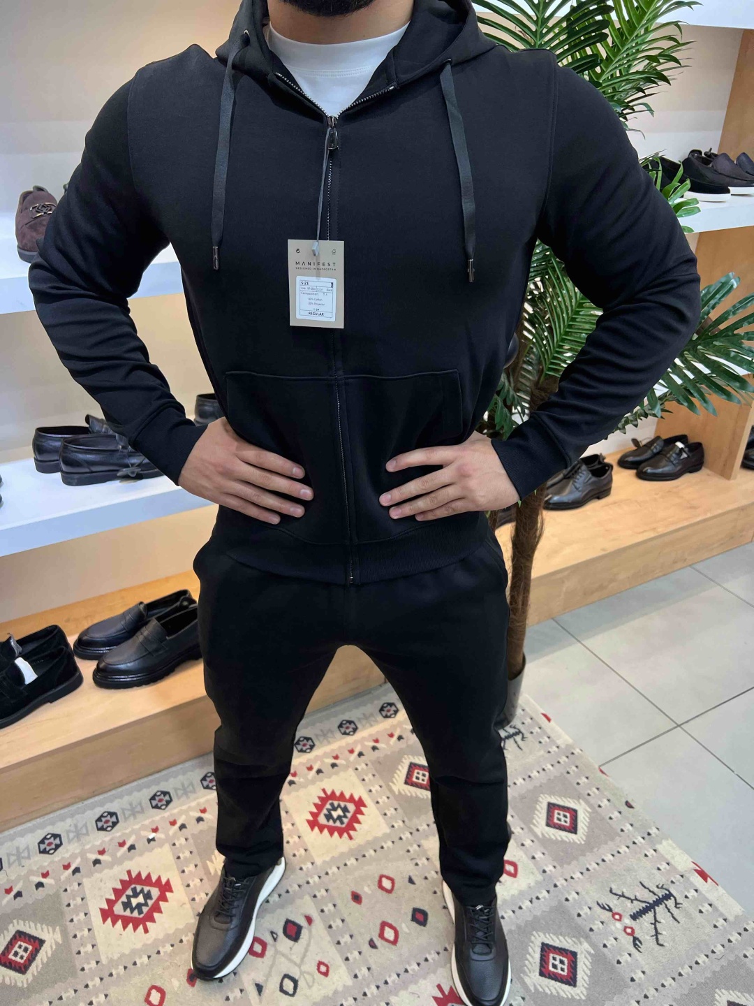 Спортивный костюм черный