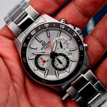 Кварцевые CASIO EFV-570D-7AVUDF нержавеющая сталь