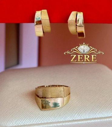 ZERE Комплект ZERE из жёлтого золота вес 6.55 г золото, без вставок