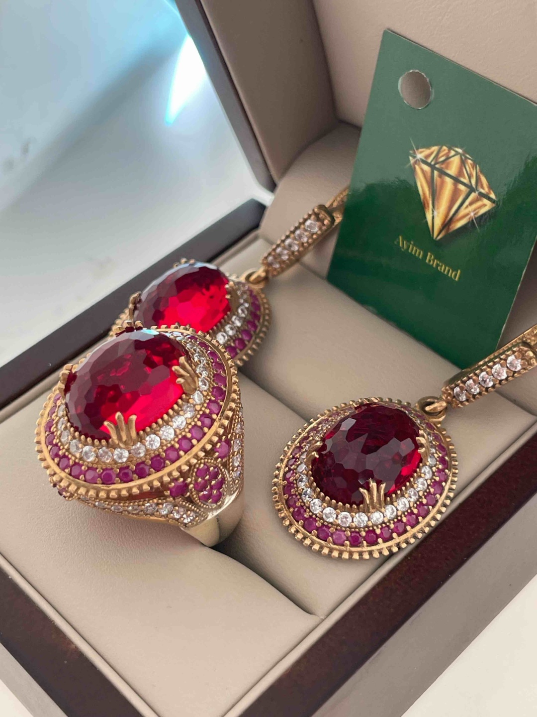 Ayim Brand 343427359 вес 30.63 г серебро, рубин