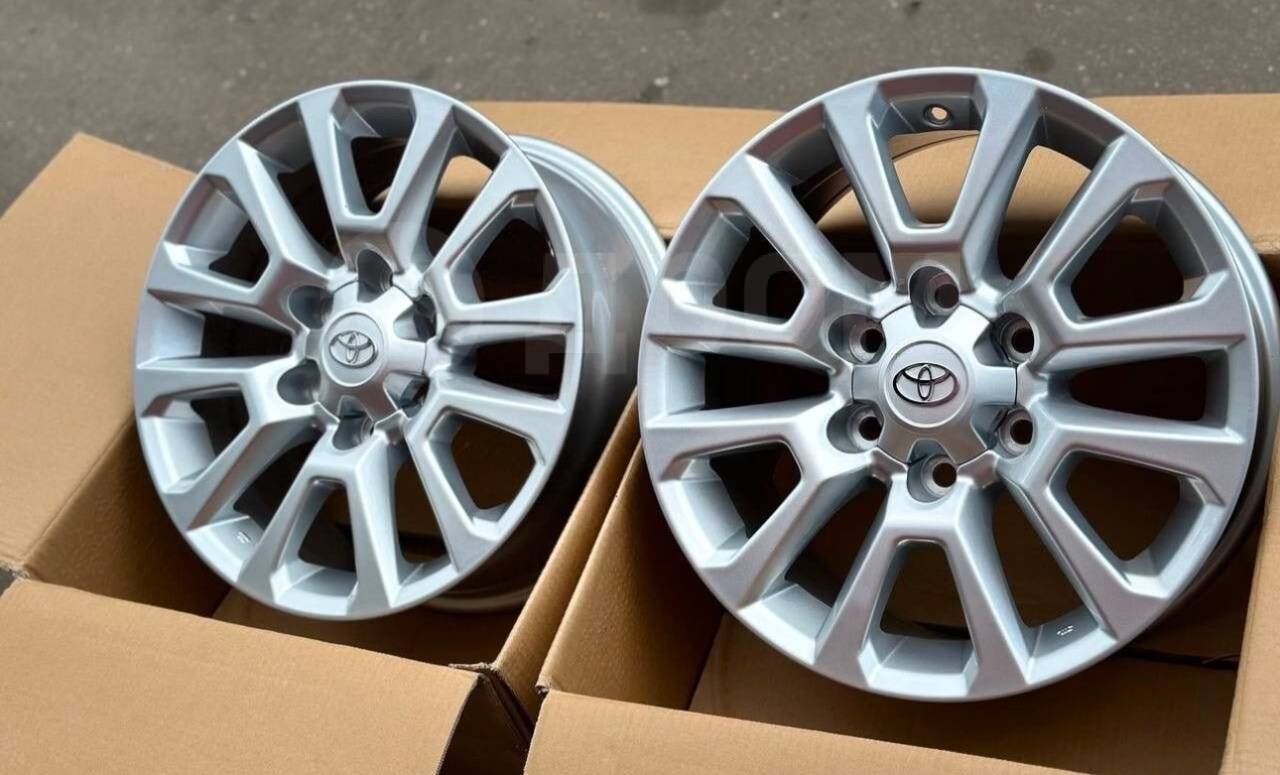 Rainbow Toyota Land Cruiser Prado Lexus GX 7.5x18/6x139.7 D106.1 ET25 4 диска серебристый