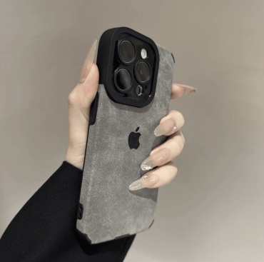 Чехол для Apple iPhone 17 Pro Max серый