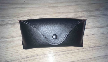 Мягкий футляр искусственная кожа, 6.5 x 4 см черный