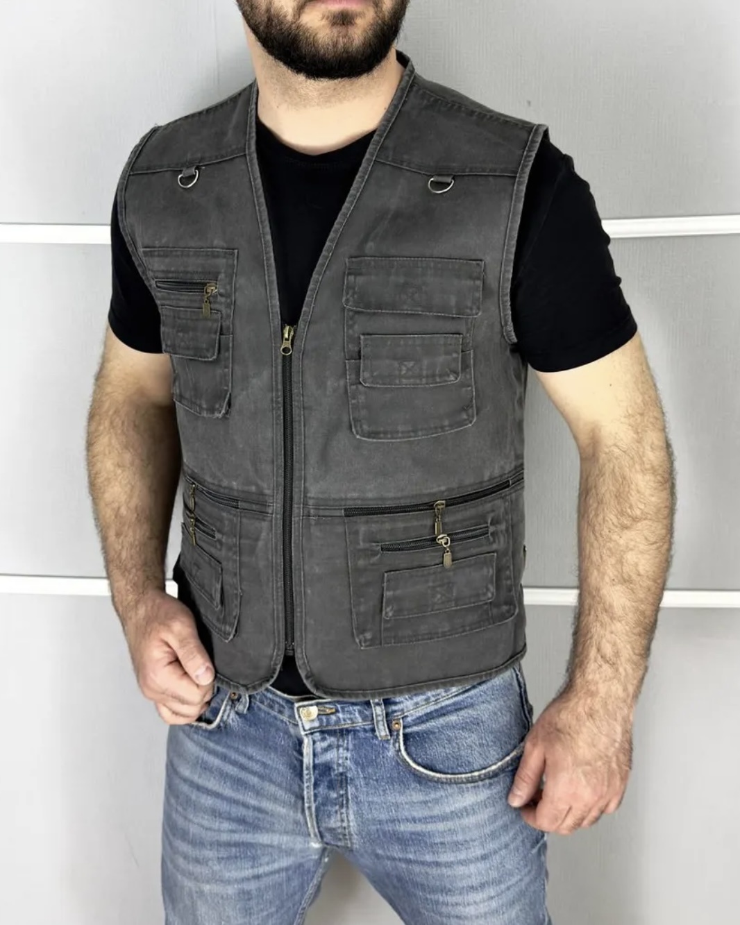 Жилет OOMAT серый