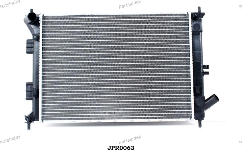 JD радиатор основной JPR0063