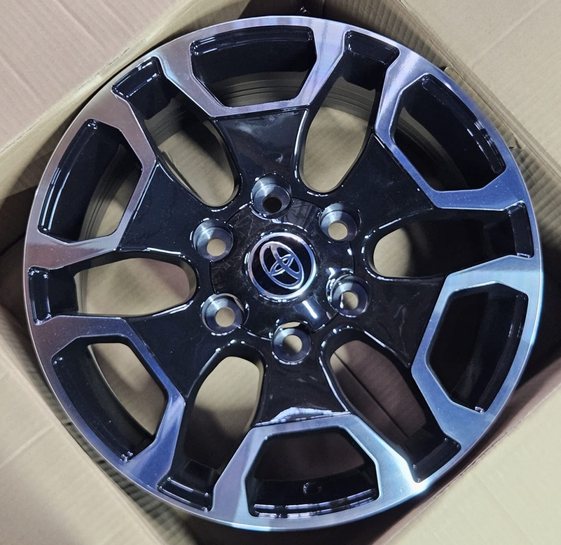 Fonyee 17Y7169A 7.5x17/6x139.7 D106.2 ET25 4 диска черный, серебристый