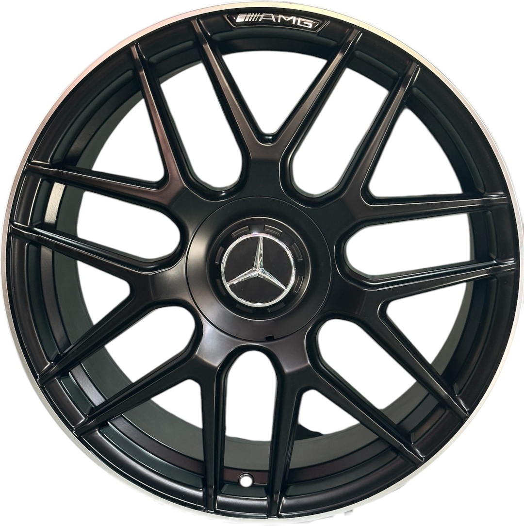 Mercedes 8x18/5x112 D66.6 ET35 4 диска черный