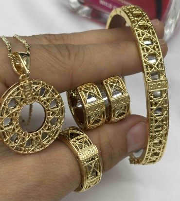 Arshat Jewels титан, без вставок