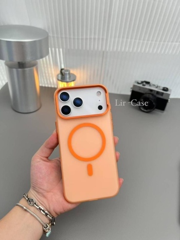 Чехол GLASS для Apple iPhone 17 Pro Max оранжевый