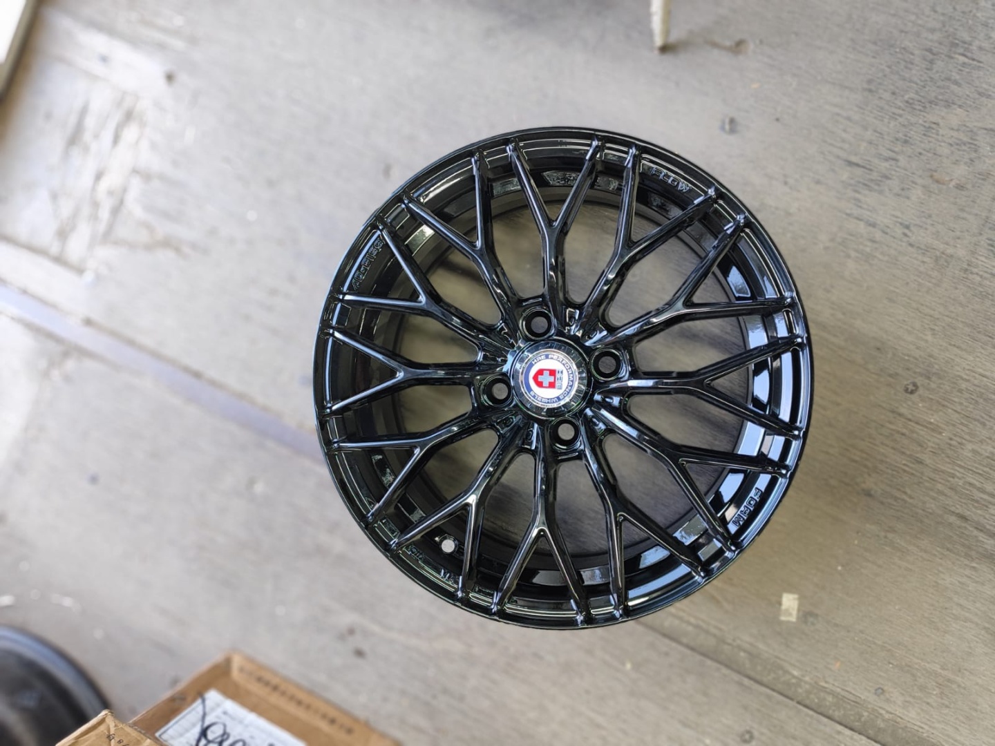 Rainbow HRE 005 6.5x15/4x100 D67.1 ET35 4 диска черный