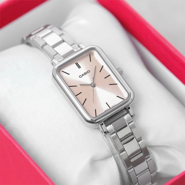 Кварцевые CASIO Watch Original-009D-4E нержавеющая сталь