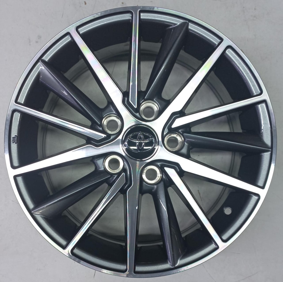 Toyota Toyota 5809 6.5x16/5x114.3 D60.1 ET40 4 диска серебристый, серый