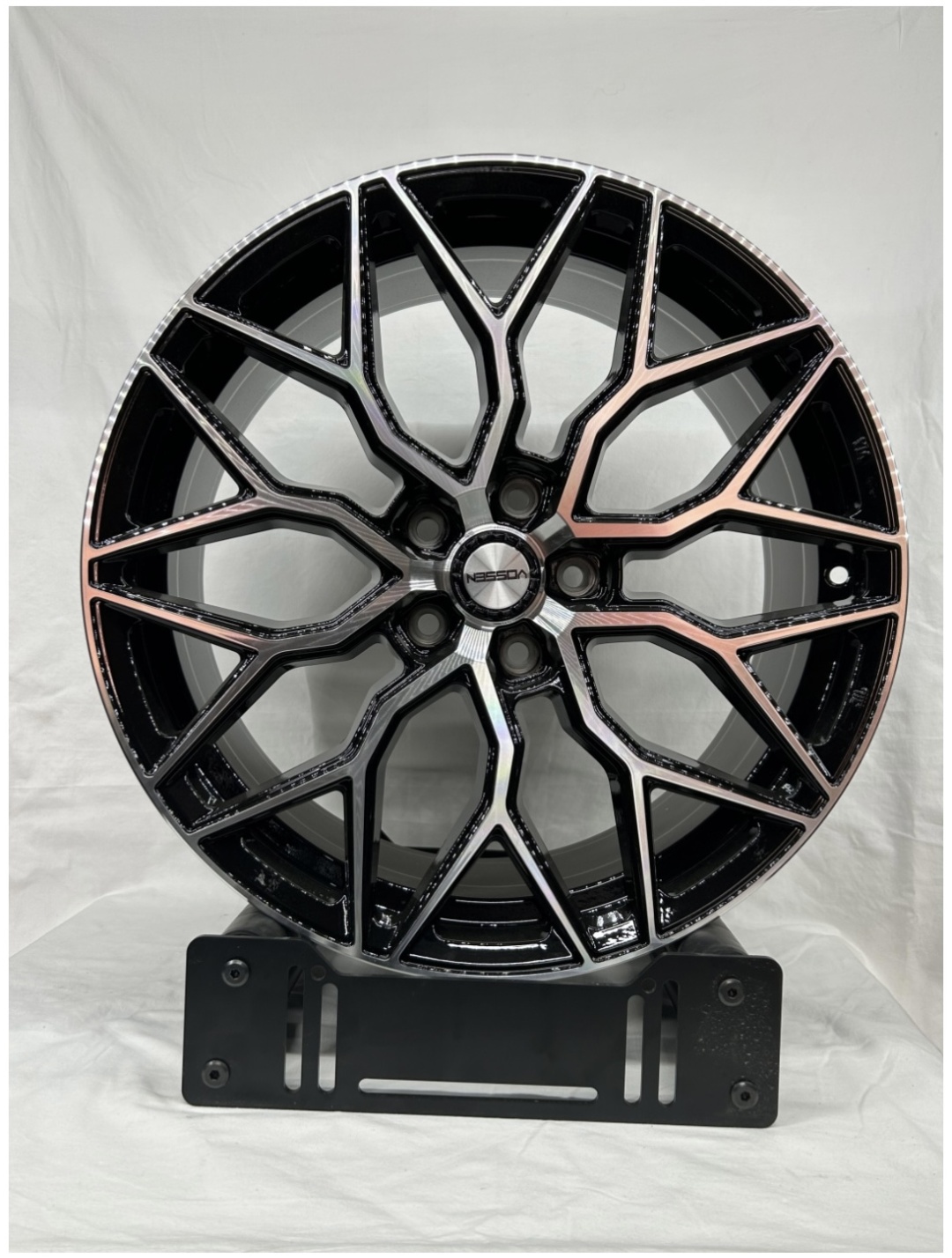 SSM SSM 3456 8.5x19/5x114.3 D67.1 ET35 4 диска черный, серебристый