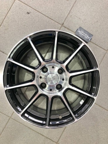 Rainbow 9242DD 7x15/4x100 D67.1 ET35 4 диска черный, серебристый