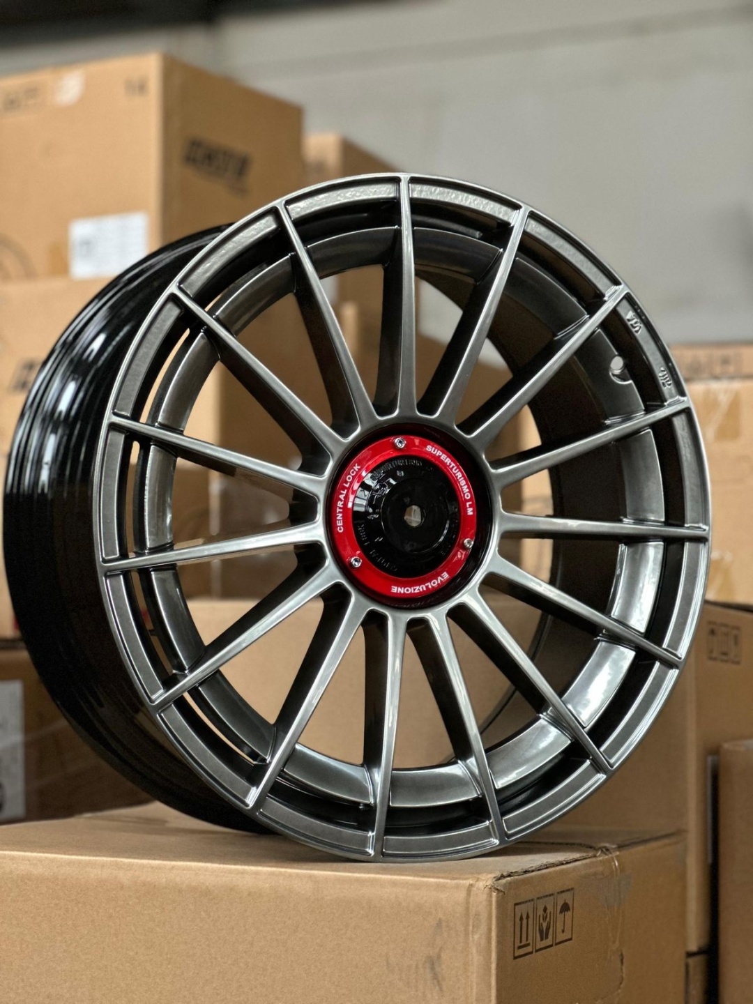 Fonyee YZ939198503G 8.5x19/5x114.3 D67.1 ET35 4 диска черный