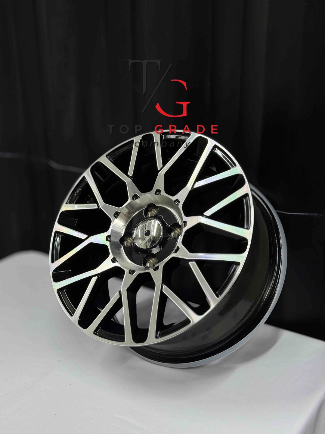 Top Grade Top grade0020 7.5x15/4x100 D67.1 ET35 4 диска черный, серебристый