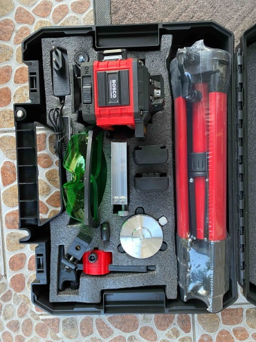 Лазерный уровень BOSCO TECHNOLOGIES линейный MW 4D 360